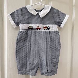 Carriage Boutiques Smocked Easter Bunny Train Tractor Romper Boys Size 12 Months